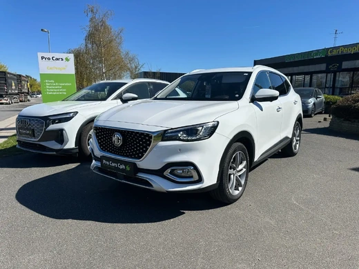 MG EHS PHEV Luxury