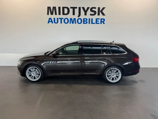 Skoda Superb TSi 150 Active Combi DSG