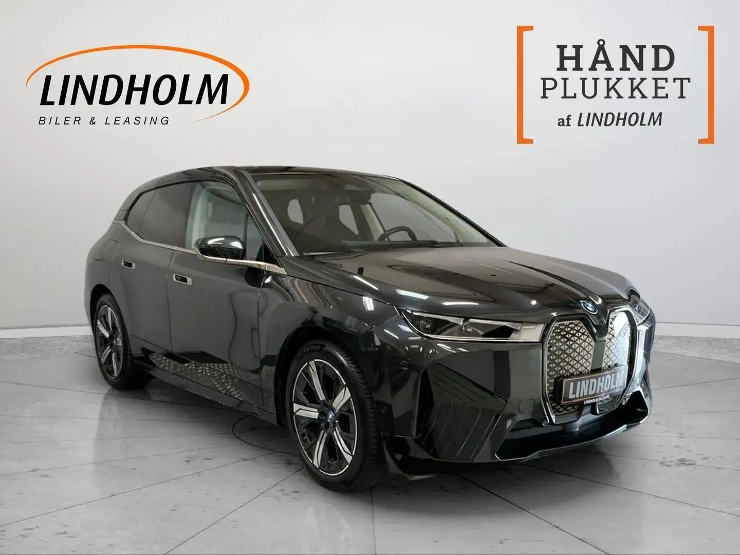 BMW iX xDrive50