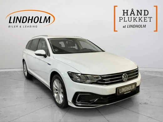 VW Passat GTE+ Pro Variant DSG