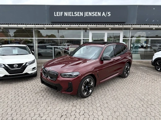BMW iX3 Charged Plus M-Sport