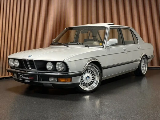 BMW 520i aut.