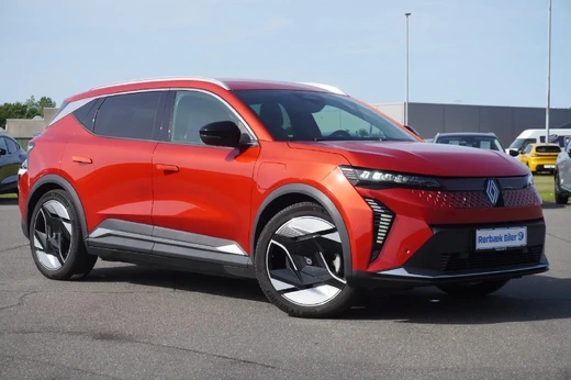Renault Scenic E-Tech Iconic