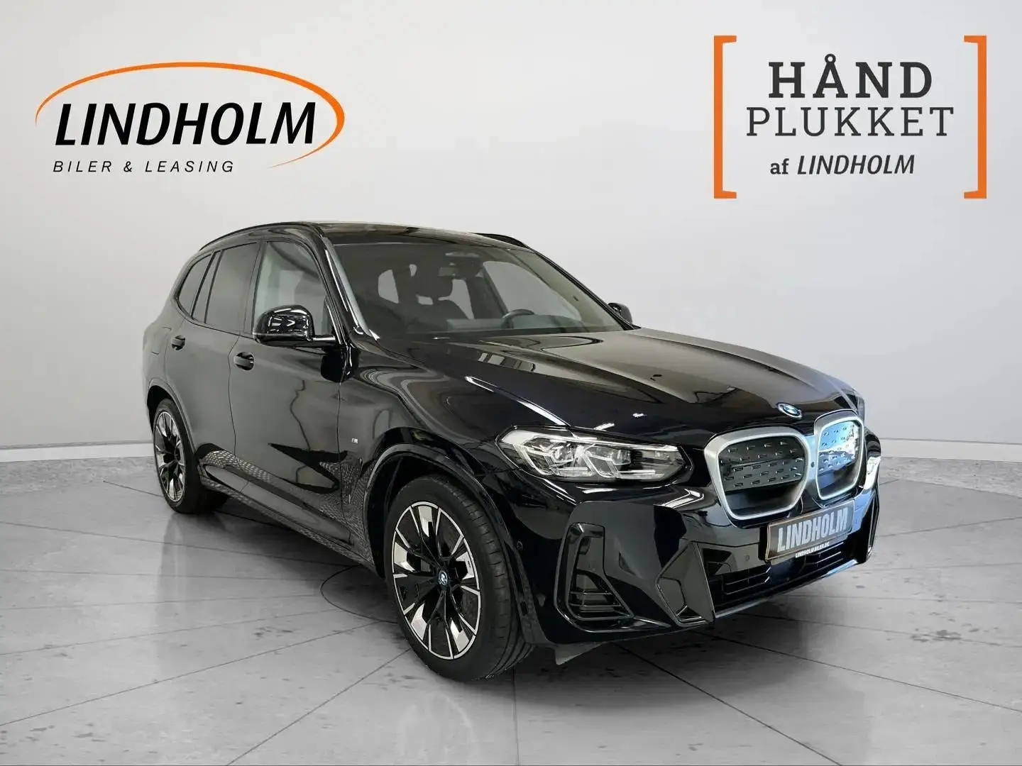 BMW iX3 Charged Plus M-Sport