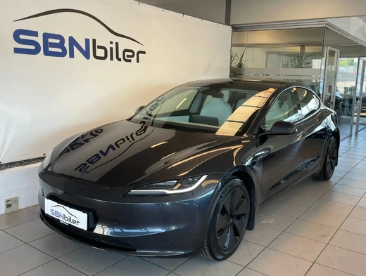 Tesla Model 3 Long Range AWD