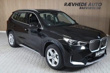 BMW iX1 eDrive20 X-Line