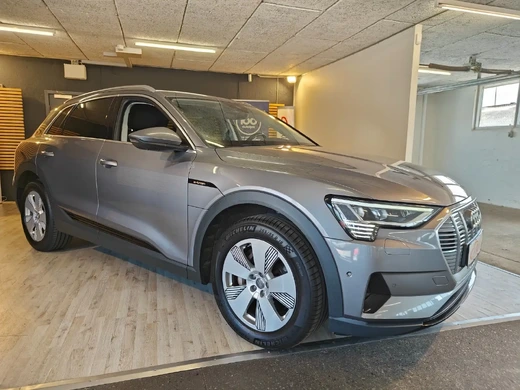 Audi e-tron quattro