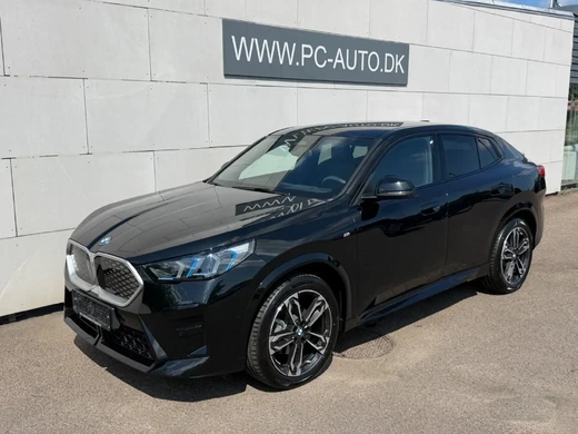 BMW iX2 eDrive20 Fully Charged M-Sport