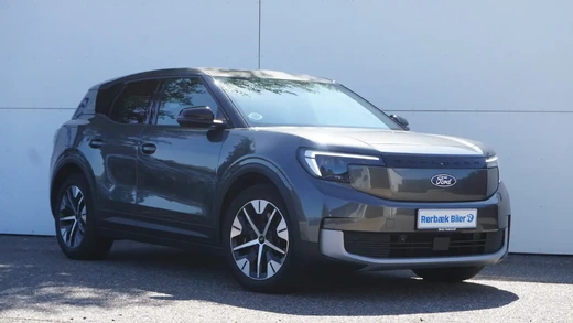 Ford Explorer Select Extended Range