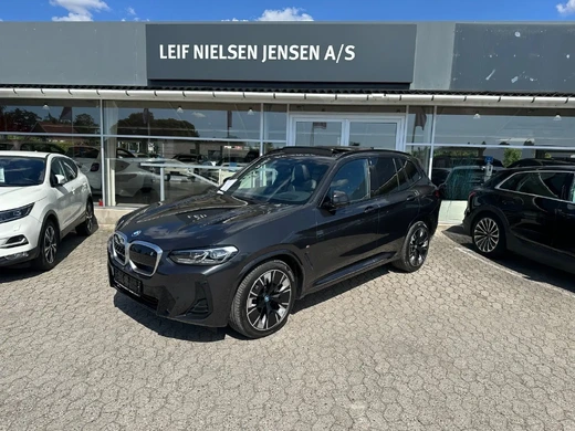 BMW iX3 Charged Plus M-Sport