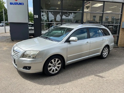 Toyota Avensis Executive stc. aut.
