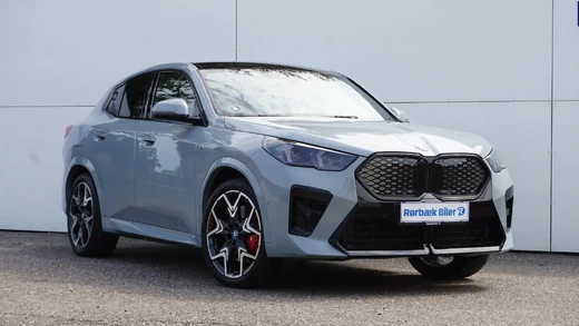 BMW iX2 xDrive30 Fully Charged M-Sport