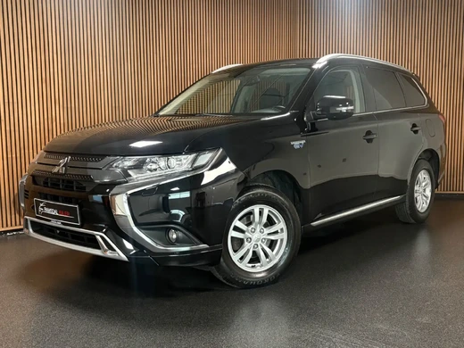 Mitsubishi Outlander PHEV Intense CVT 4WD