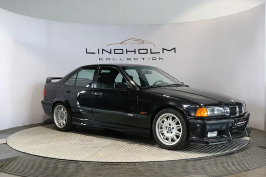BMW 318iS Class II