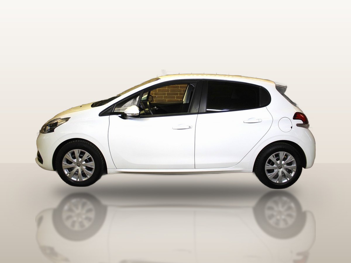 Peugeot 208 VTi 82 Strike